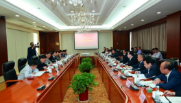 安徽省人大常委會副主任謝廣祥來海螺集團(tuán)調(diào)研